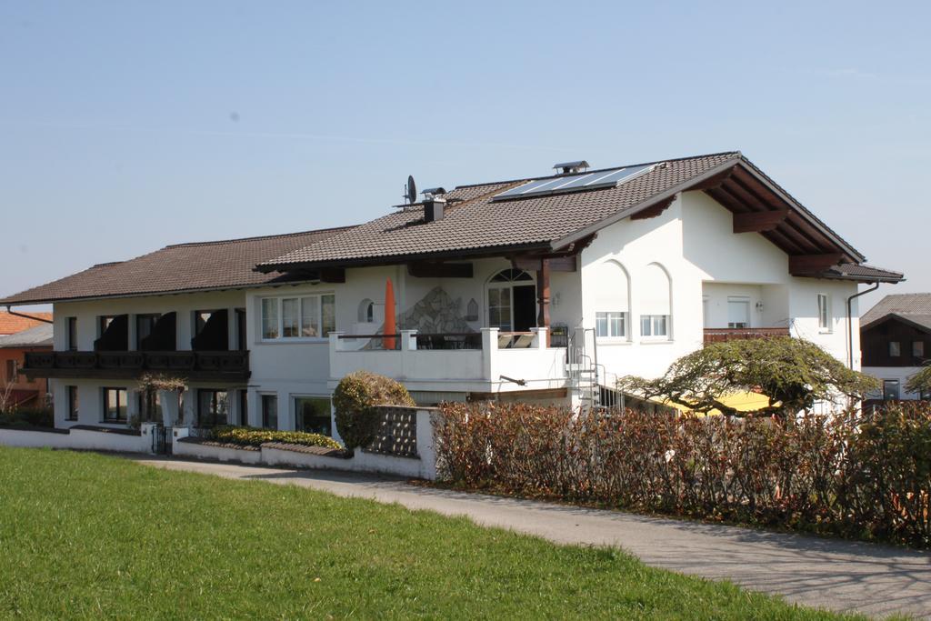 Hotel/Pension Rosengarten Franking Exterior photo